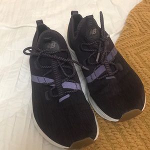 New Balance Women’s Fresh Foam Sneakers- size 9